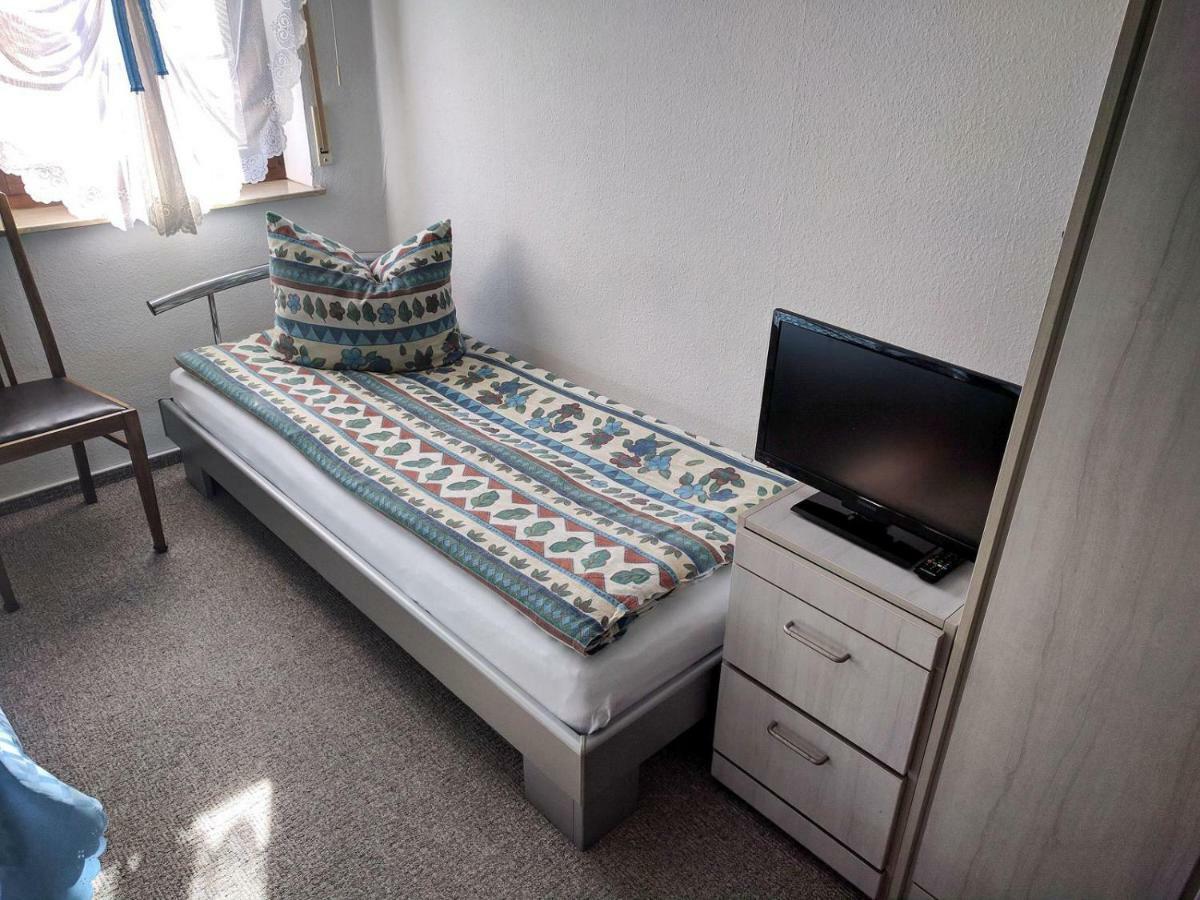 Ferienwohnung Mit Terrasse 格里马 外观 照片