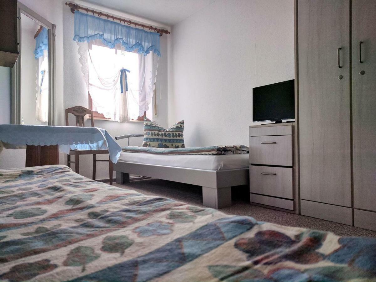 Ferienwohnung Mit Terrasse 格里马 外观 照片